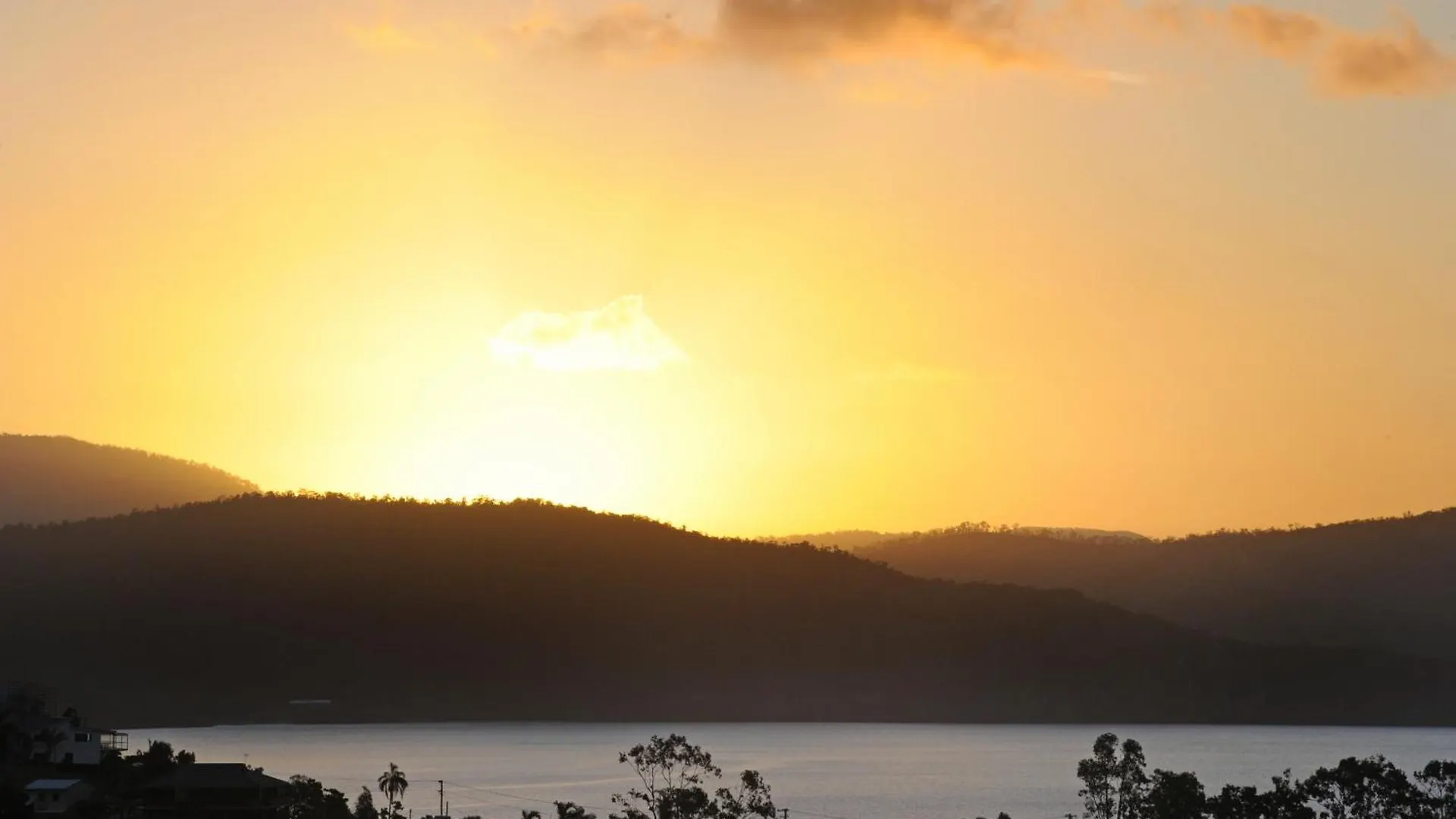 Whitsunday Reflections Aparthotel Airlie Beach